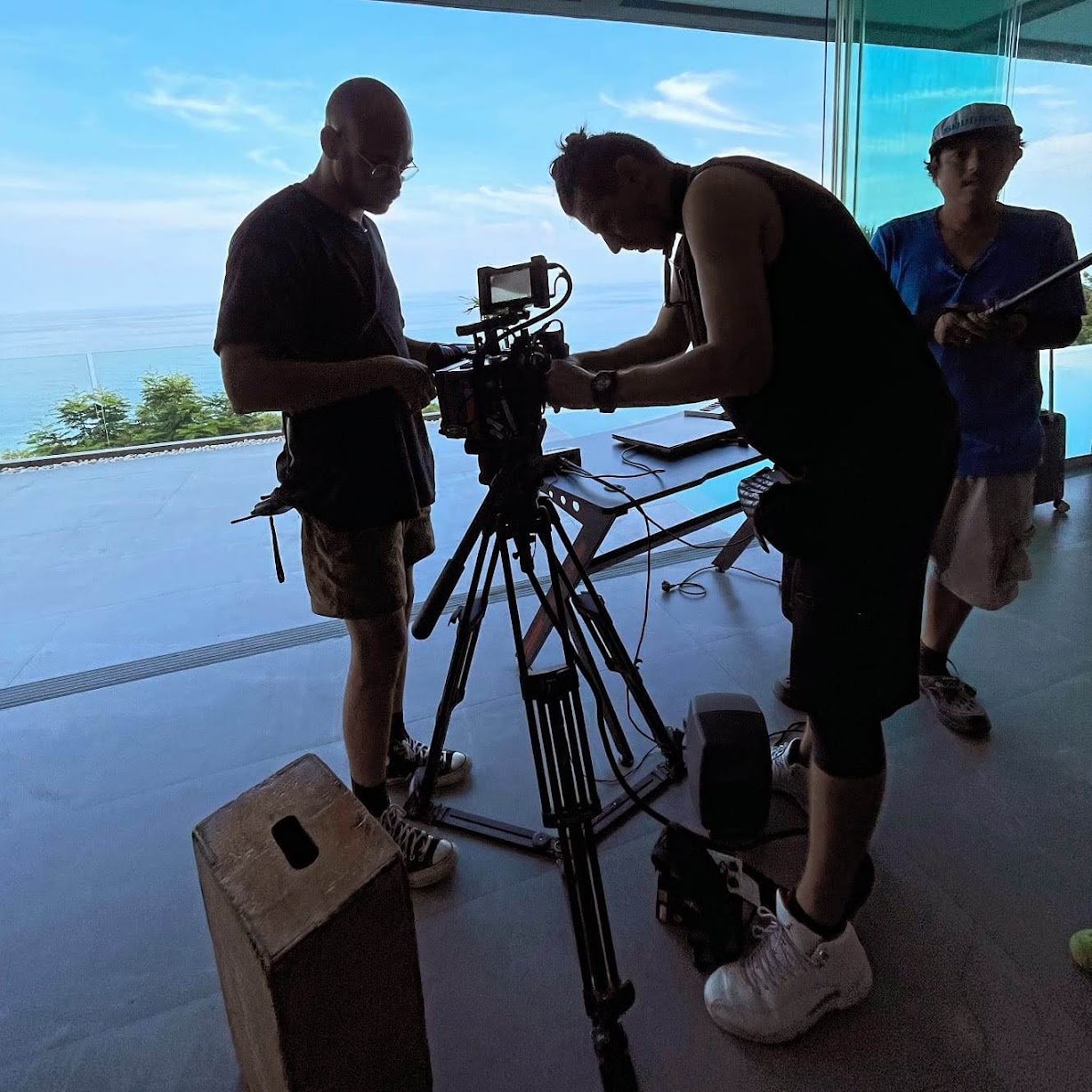 We Shooting Film about Artist in Samui with a lot of interviews and broll, Netflix Style Documentary look