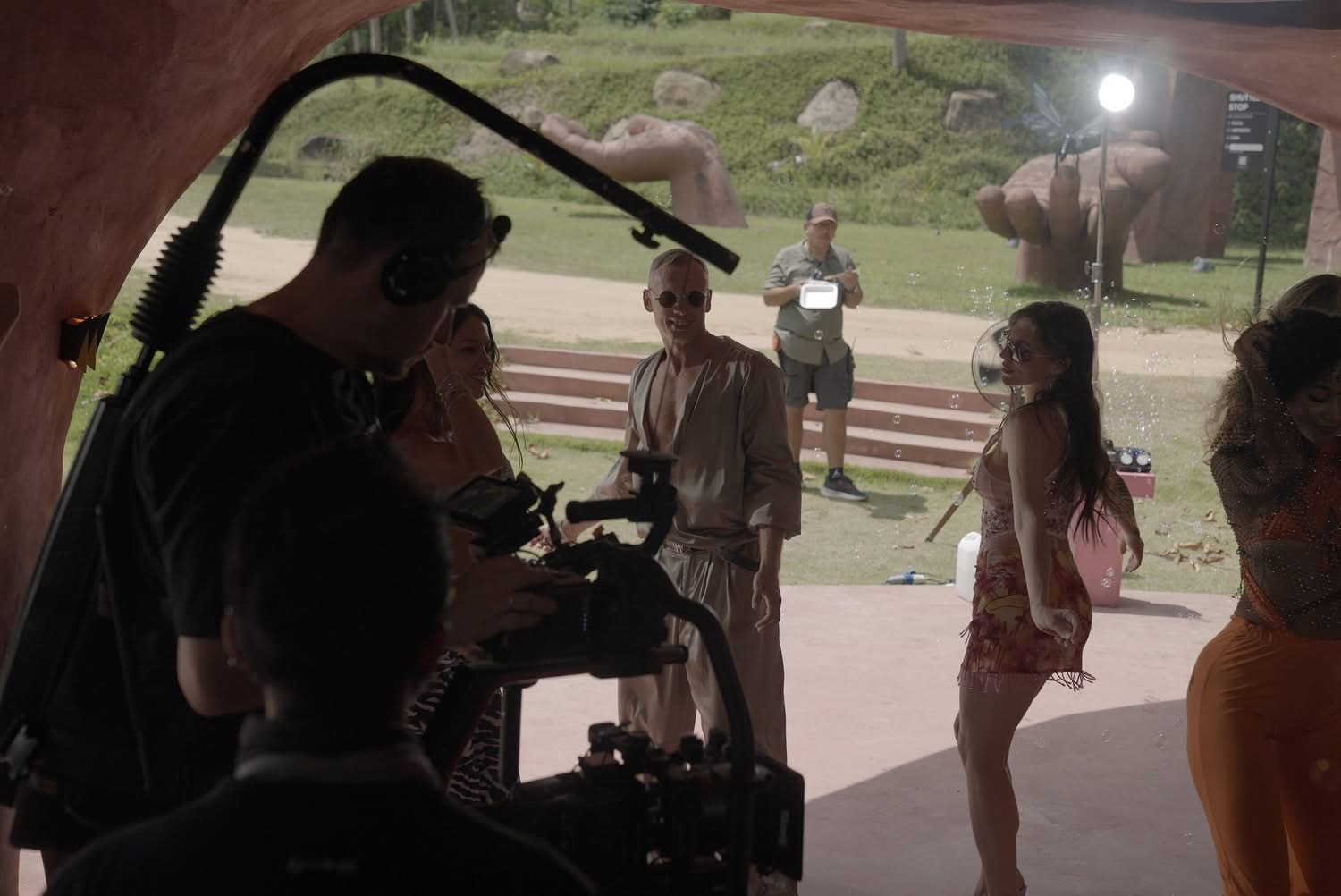 Music Video in Samui with professional Bangkok crew, we bring ARRI Alexa Mini with Blackwing Lenses to shoot mgreat Music Video on Isle